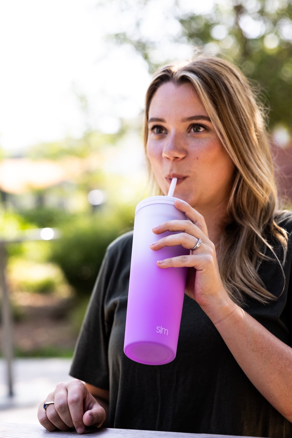 Simple Modern 24 fl oz Double Wall Plastic Classic Tumbler with Straw|Opalescent C393C