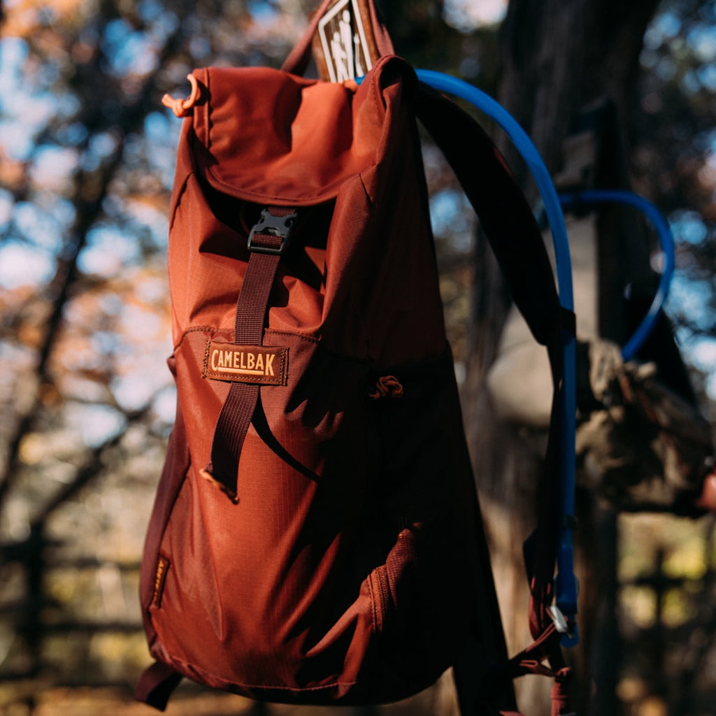 CamelBak Arête™ 18 Hydration Pack 50 oz, Canyon Clay C262P