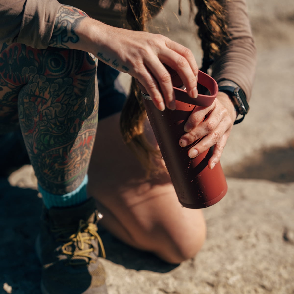 CamelBak Thrive™ Flip Straw Insulated Stainless Steel Water Bottle, 25 oz, Sierra Red C340B