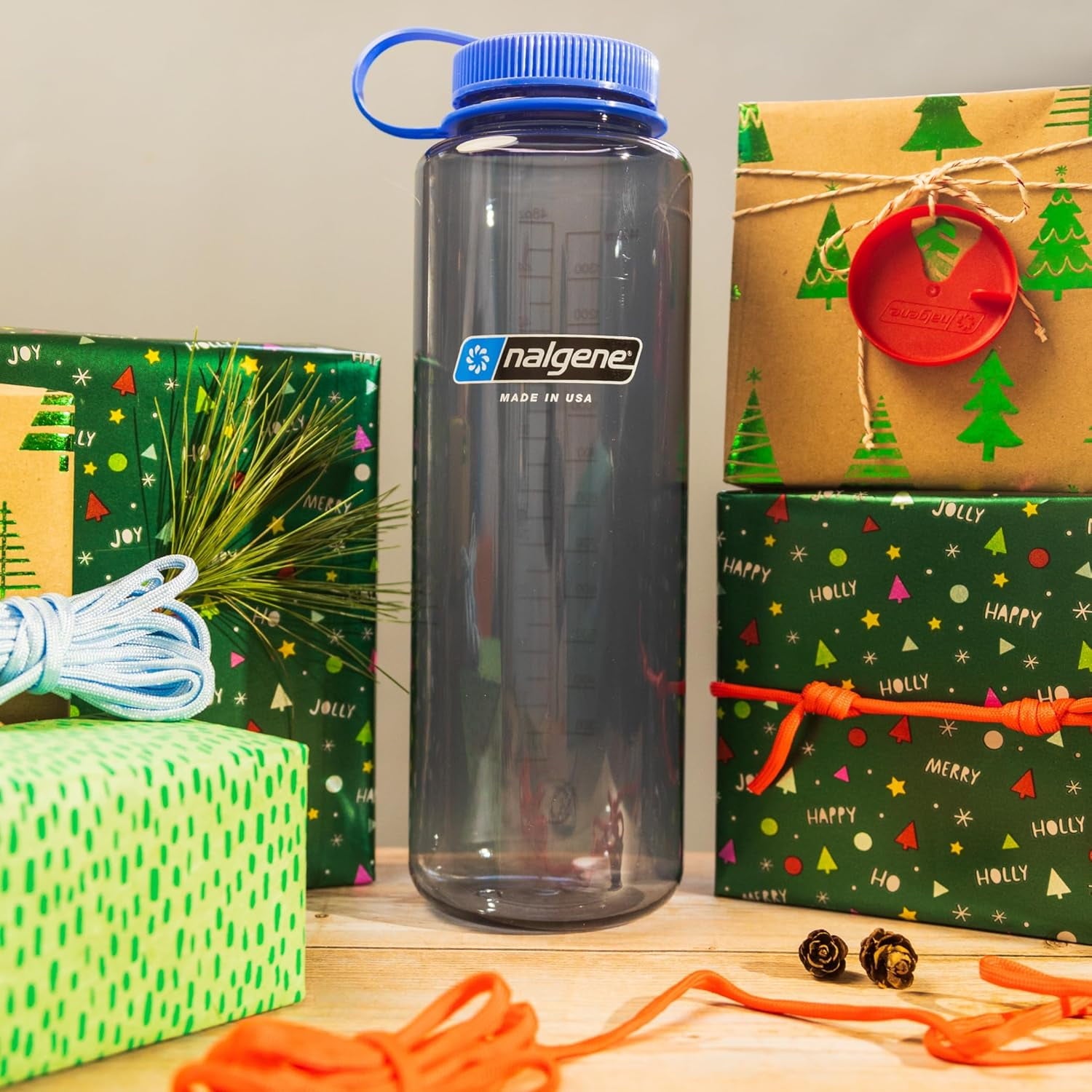 Nalgene Sustain Tritan BPA-Free Water Made with Material Derived from 50% Plastic Waste (using ISCC certified mass balance), 48 OZ, Wide Mouth, Cerulean C149G