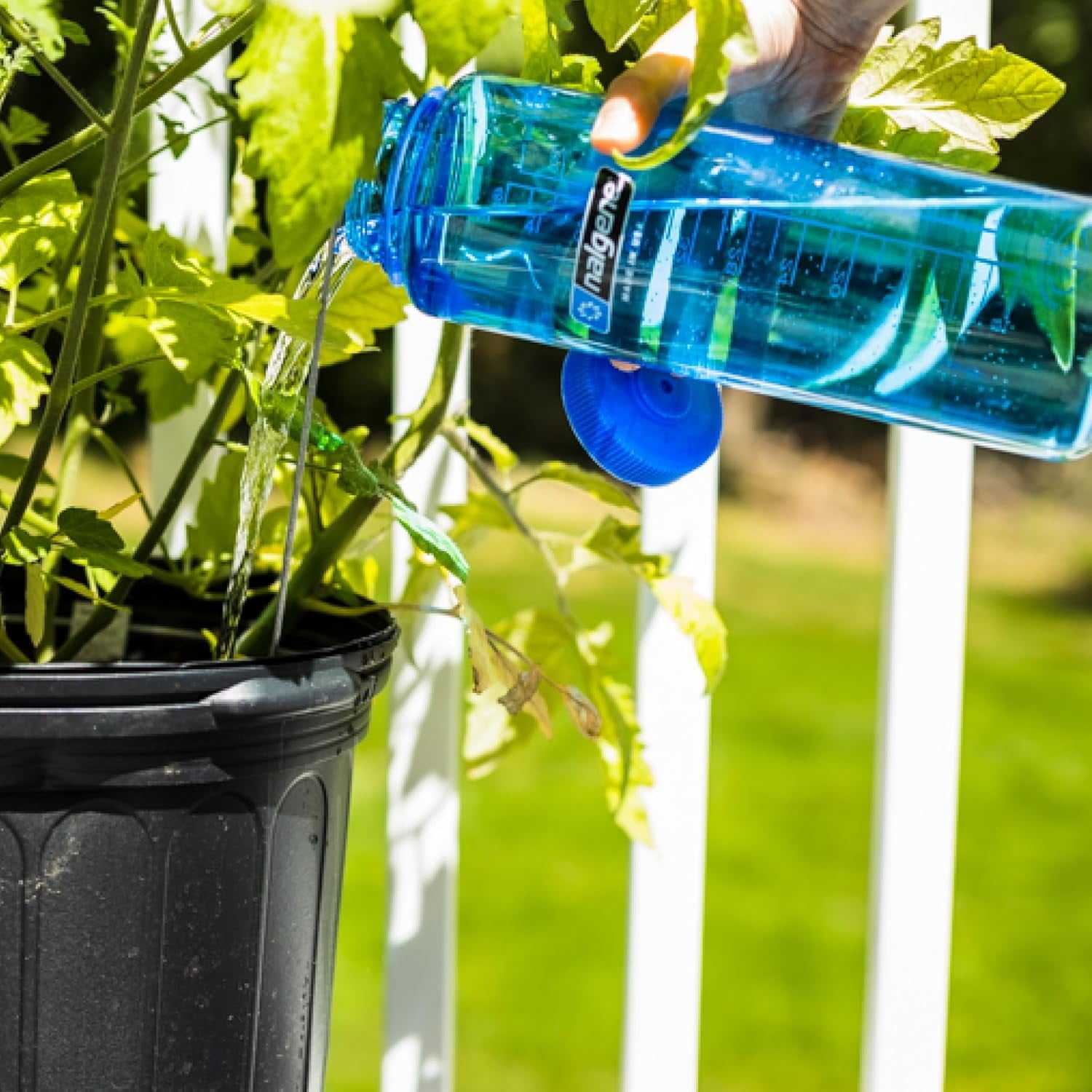 Nalgene Sustain Tritan BPA-Free Water Made with Material Derived from 50% Plastic Waste (using ISCC certified mass balance), 48 OZ, Wide Mouth, Cerulean C149G